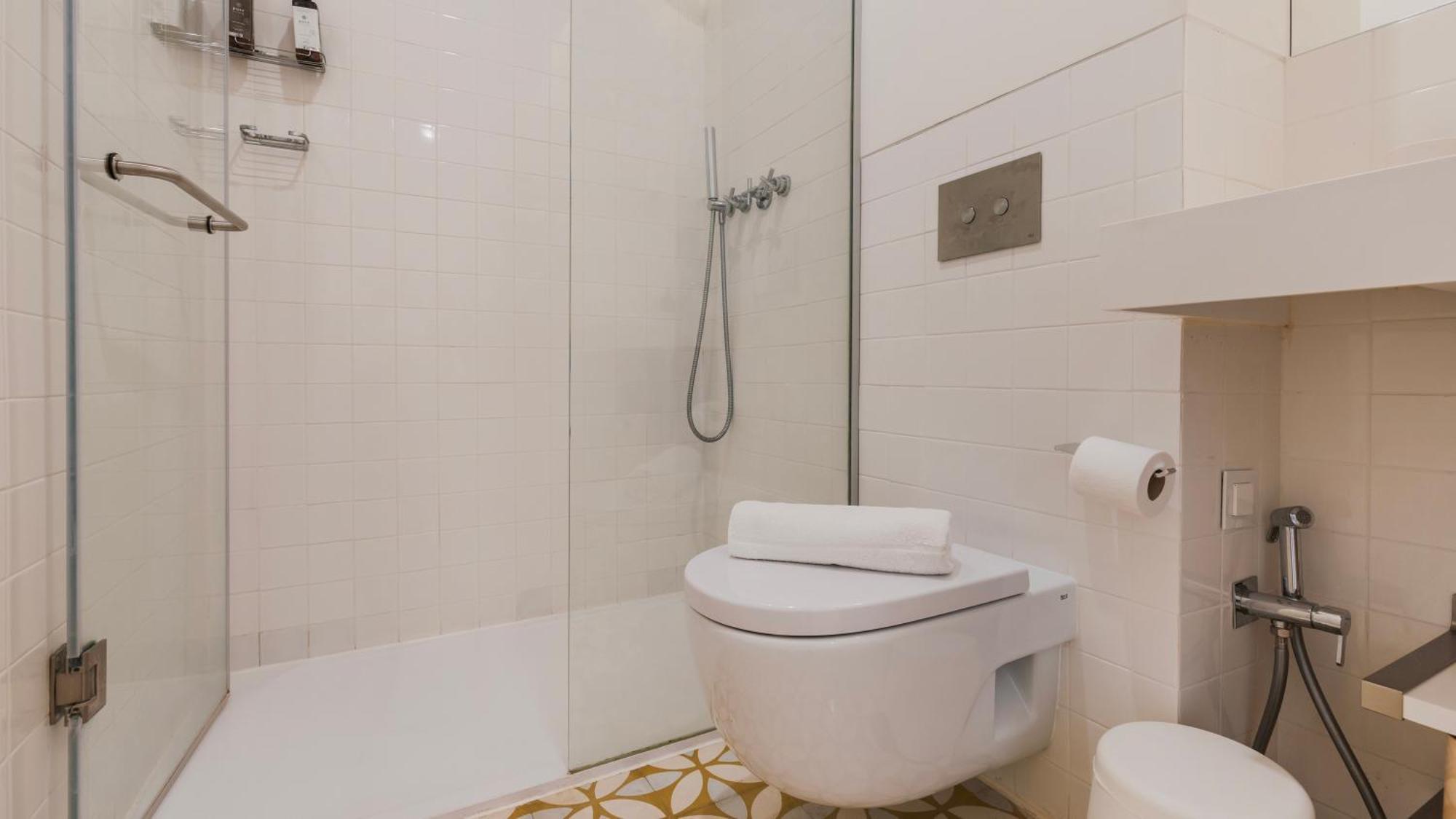 Downtown By The River Apartment By Lovelystay Lisbon Exterior photo